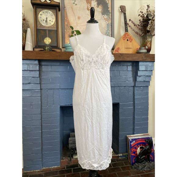 ShadowLine Other - Vintage SHADOWLINE Full Figure Cream Lace Edge Slip Dress Sz 42 XL Retro Midi A